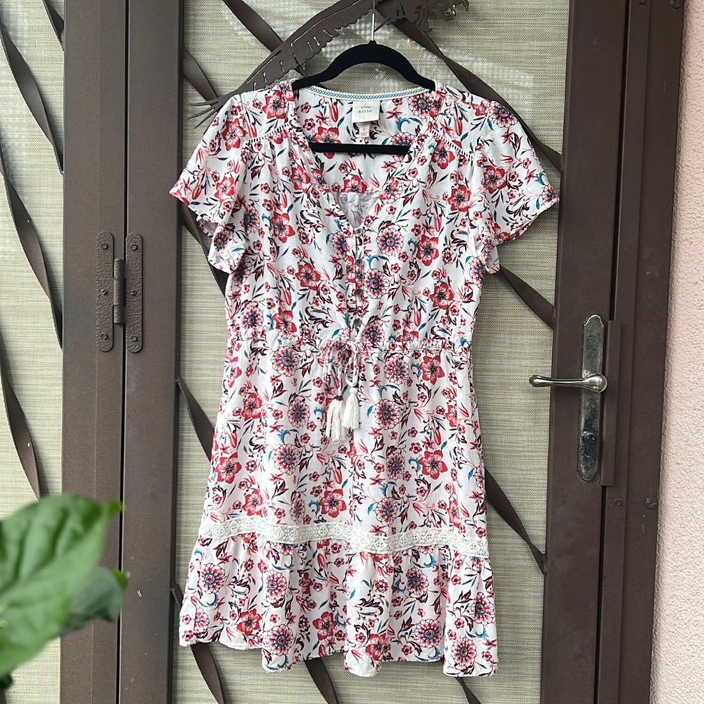EUC Knox Rose Floral Dress - Red and White